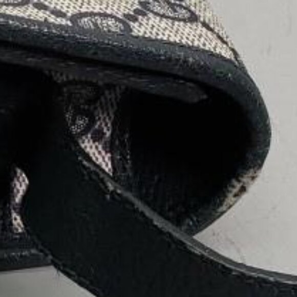 Gucci Medium Sized Dark Navy Blue Web Logo Purse - Picture 15 of 15